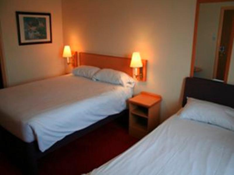 Days Inn Tewkesbury Strensham Zimmer foto
