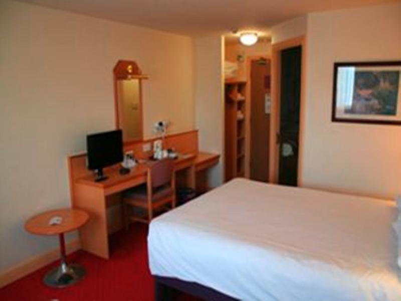 Days Inn Tewkesbury Strensham Zimmer foto